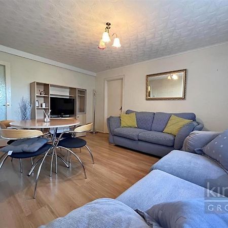 A Cosy 1 Bedroom Apartment 엔필드 외부 사진