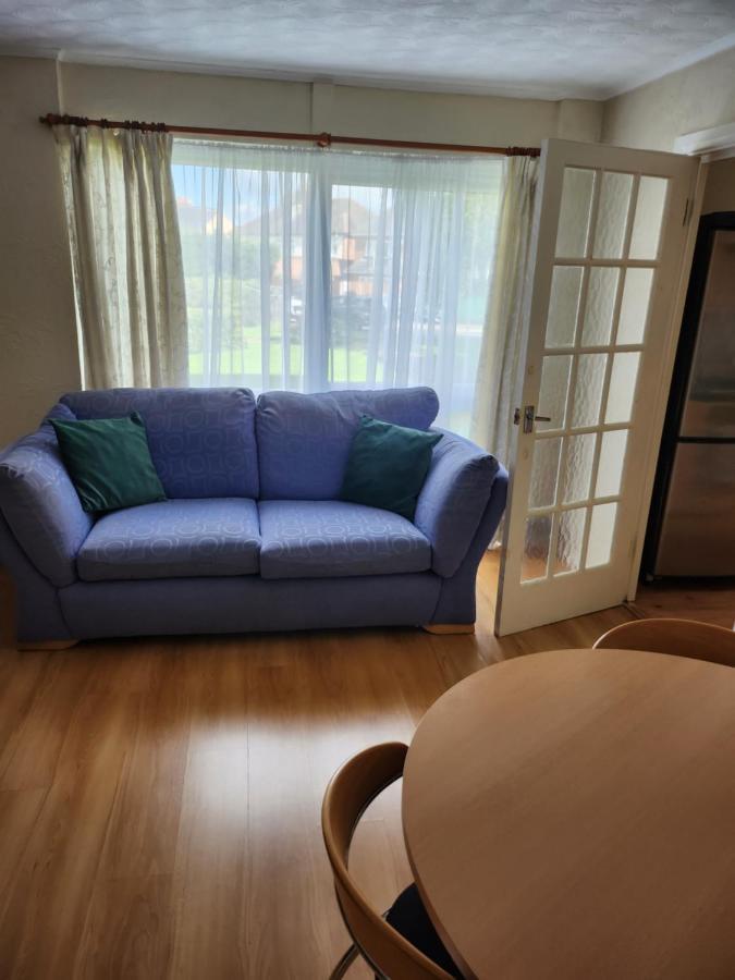 A Cosy 1 Bedroom Apartment 엔필드 외부 사진